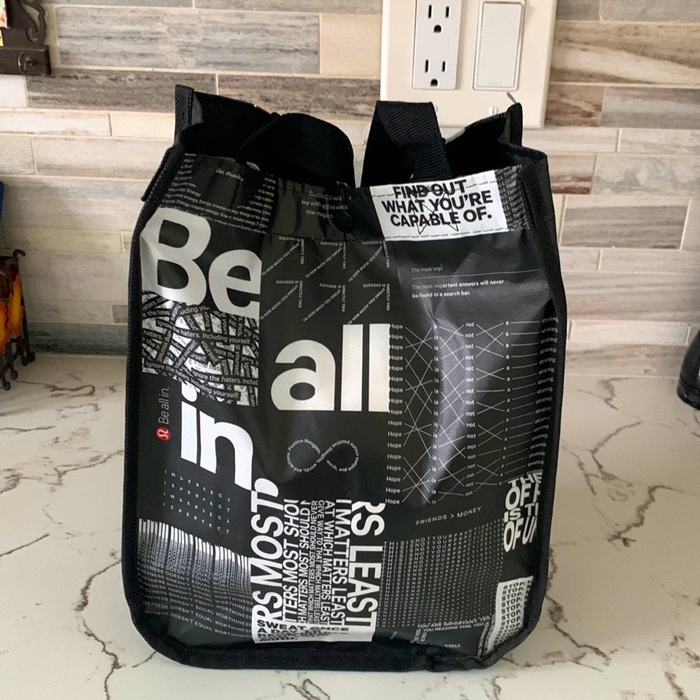 Lululemon bag